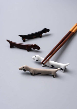 DOXIE CHOPSTICK REST: BLACK