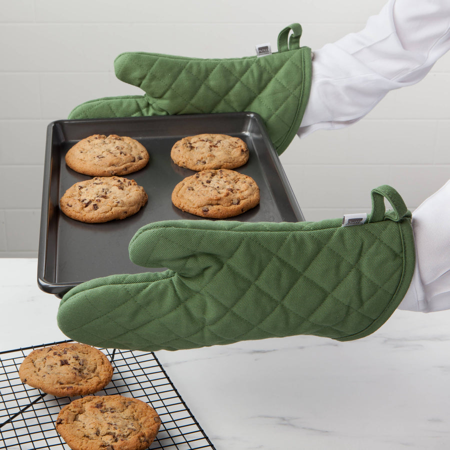 SUPERIOR OVEN MITT, ELM GREEN