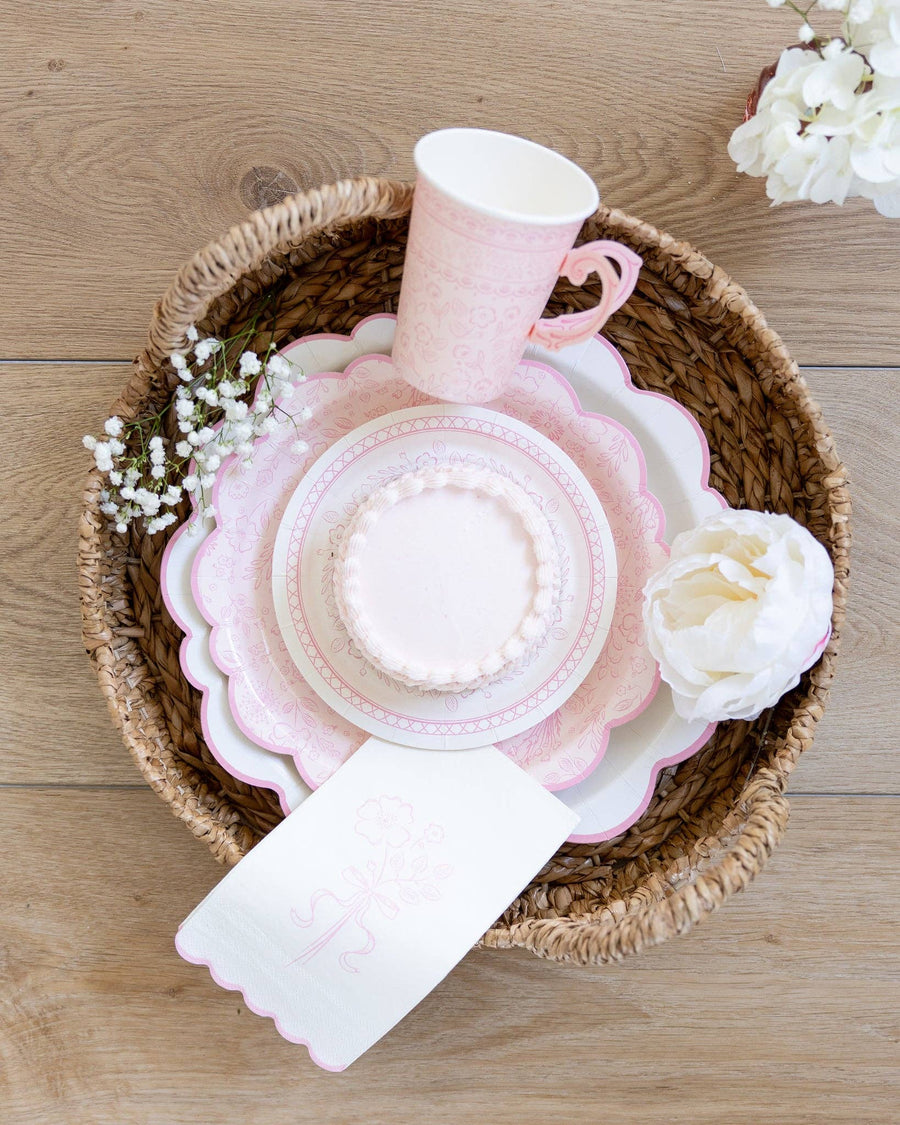 PEMBROKE PINK EDGE SCALLOP