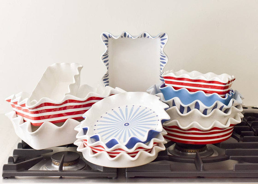 RED STRIPE 9" RUFFLE PIE DISH