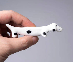 DOXIE CHOPSTICK REST: BLACK