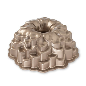 BLOSSOM BUNDT PAN