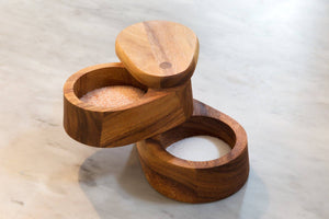 Double Layer Swivel Salt Box