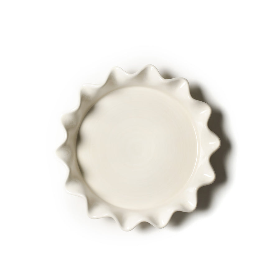 WHITE 8" RUFFLE PIE DISH