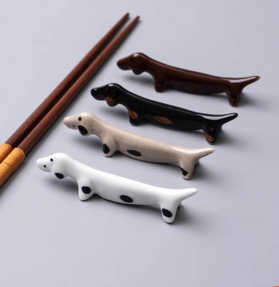 DOXIE CHOPSTICK REST: BEIGE