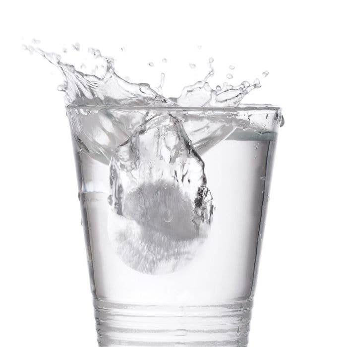 HIC Kitchen CannonBall Ice Tray