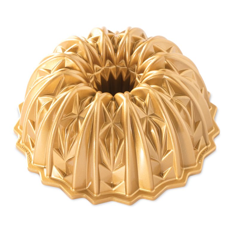 CUT CRYSTAL BUNDT PAN