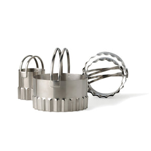 RIPPLED ROUND BISCUIT CUTTERS
